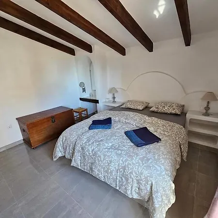 Zozo Playa Locos Торевьиа